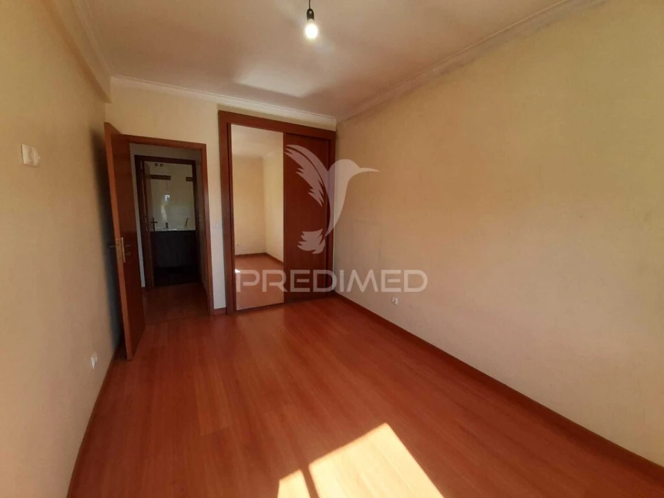 Apartamento T2 para Venda em Queluz e Belas Foto 20
