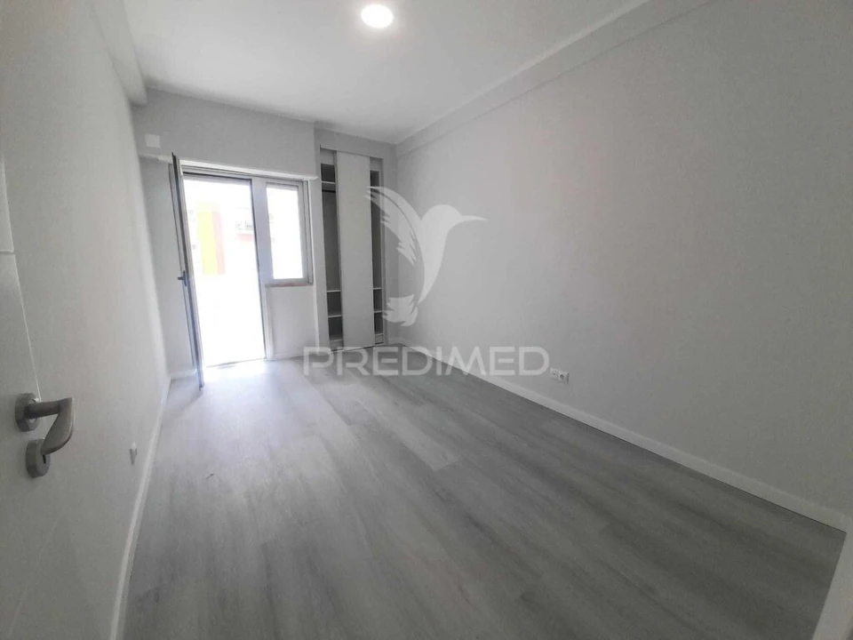 Apartamento T2 para Venda em Oeiras e São Julião da Barra, Paço de Arcos e Caxias Foto 9