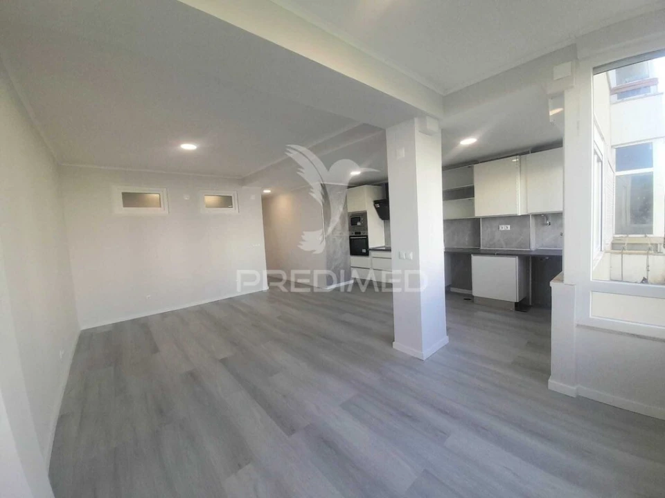 Apartamento T2 para Venda em Oeiras e São Julião da Barra, Paço de Arcos e Caxias Foto 5