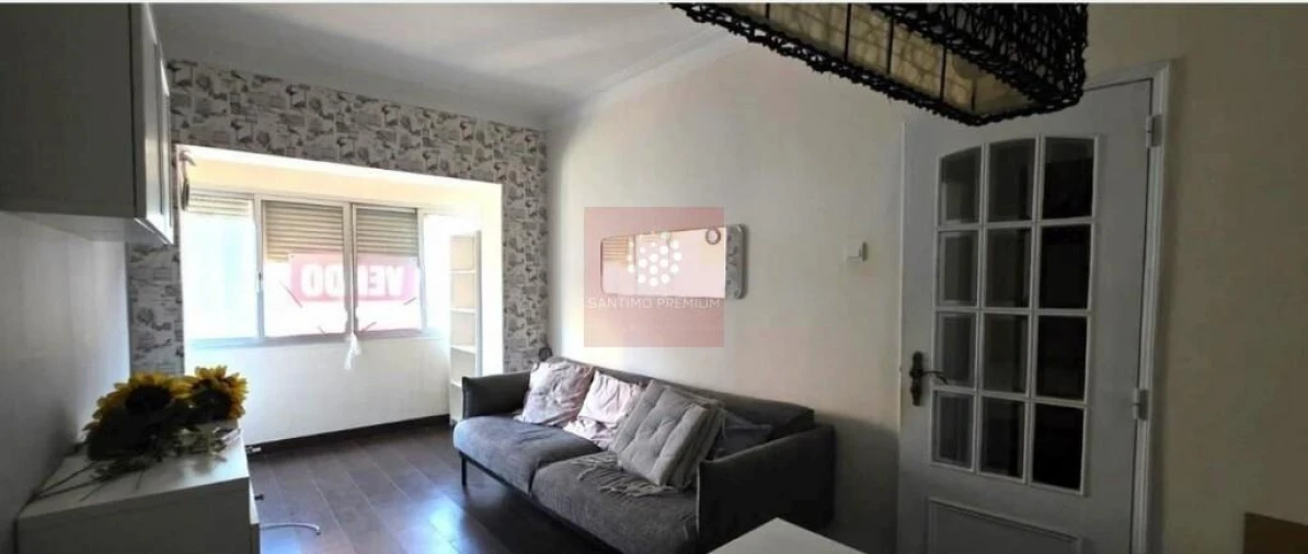 Apartamento T2 para Venda em Venteira Foto 3