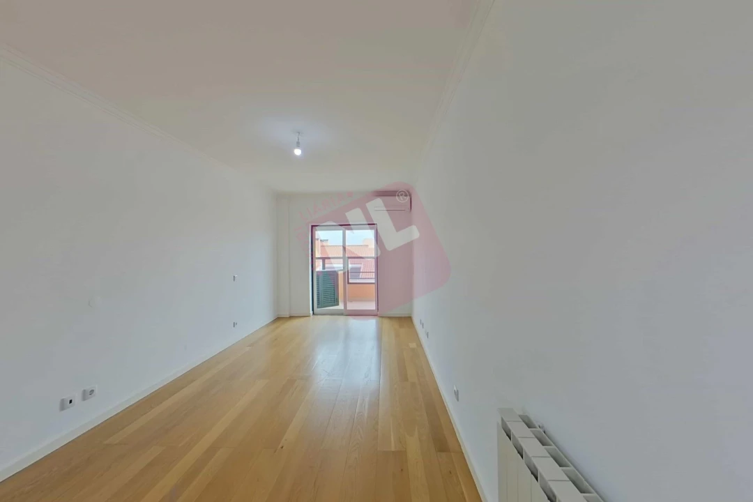 Apartamento T3 para Arrendamento em Carcavelos e Parede Foto 21