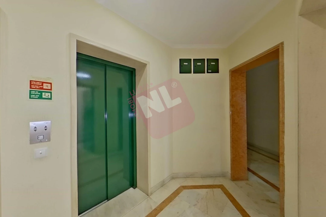 Apartamento T3 para Arrendamento em Carcavelos e Parede Foto 1