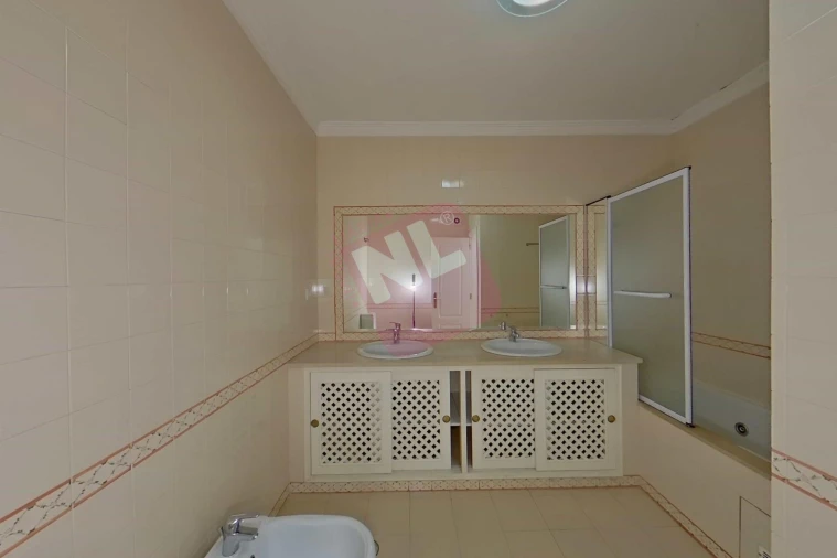 Apartamento T3 para Arrendamento em Carcavelos e Parede Foto 29