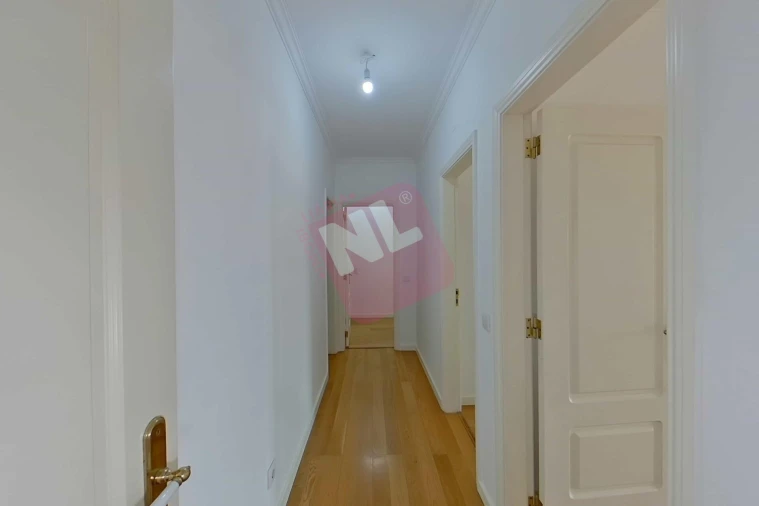 Apartamento T3 para Arrendamento em Carcavelos e Parede Foto 18