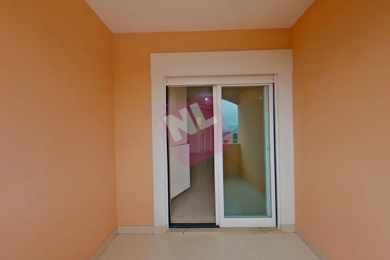 Apartamento T3 para Arrendamento em Carcavelos e Parede Foto 11