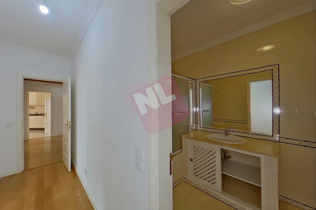Apartamento T3 para Arrendamento em Carcavelos e Parede Foto 24