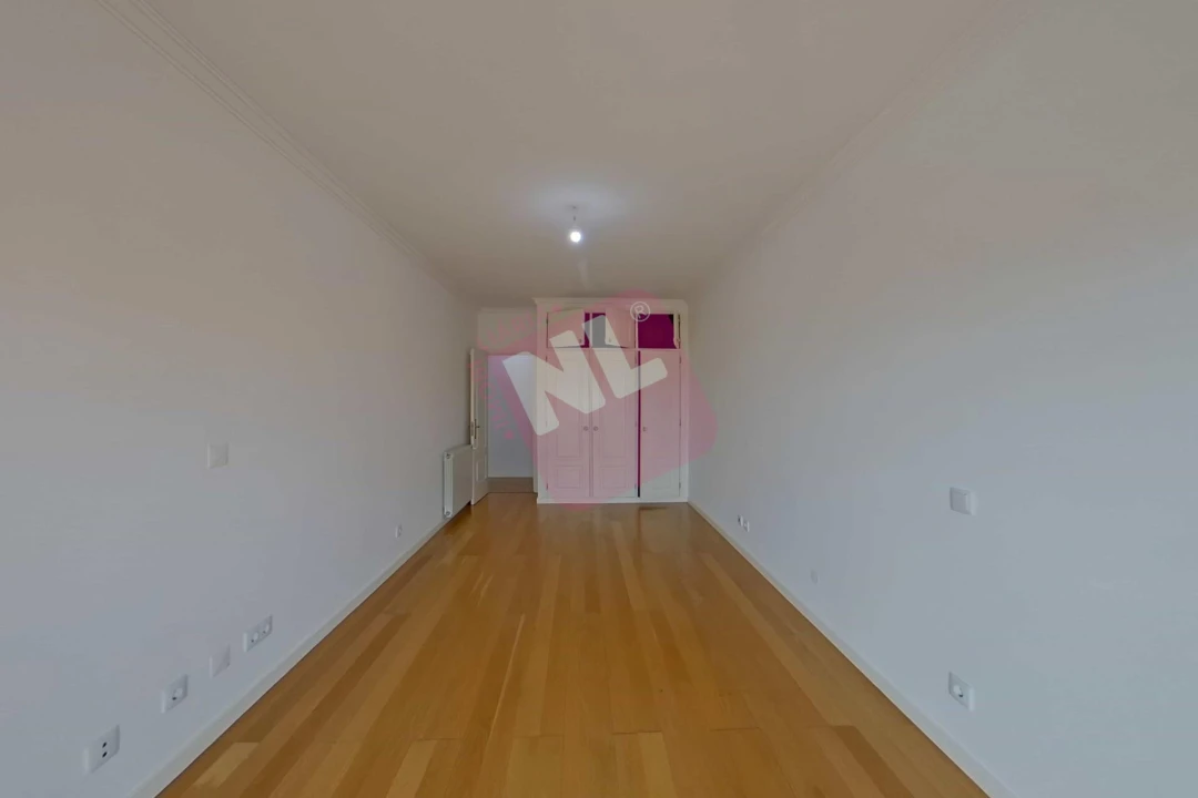 Apartamento T3 para Arrendamento em Carcavelos e Parede Foto 22