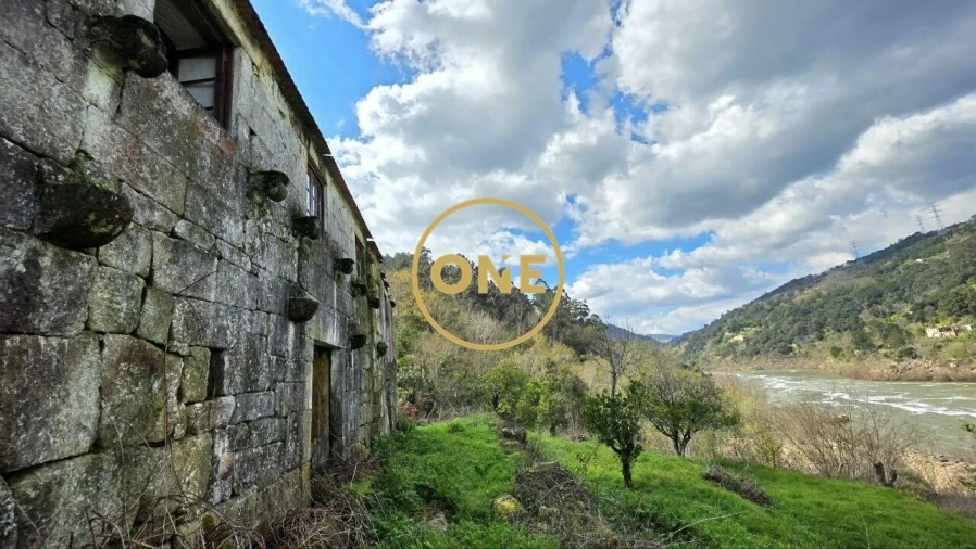 Moradia T3 para Venda em São Cristovão de Nogueira Foto 4