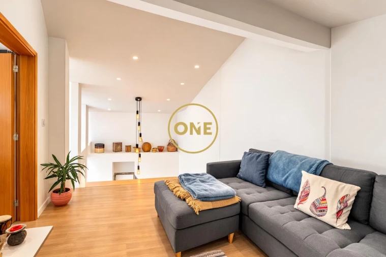 Moradia T2 para Venda em Rabo de Peixe Foto 14