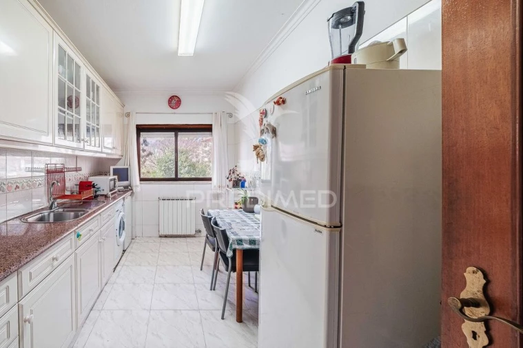 Apartamento T2 para Venda em Massamá e Monte Abraão Foto 12