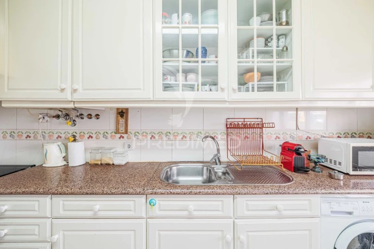 Apartamento T2 para Venda em Massamá e Monte Abraão Foto 13