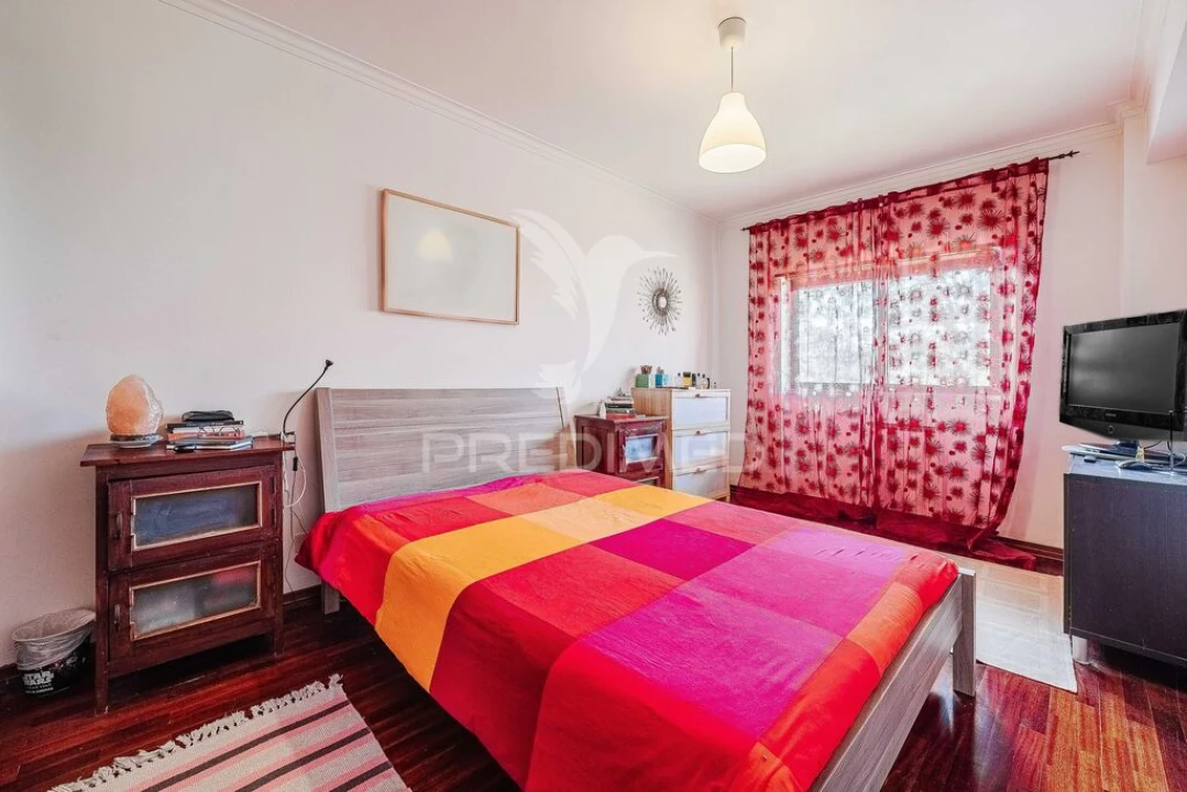 Apartamento T2 para Venda em Massamá e Monte Abraão Foto 20