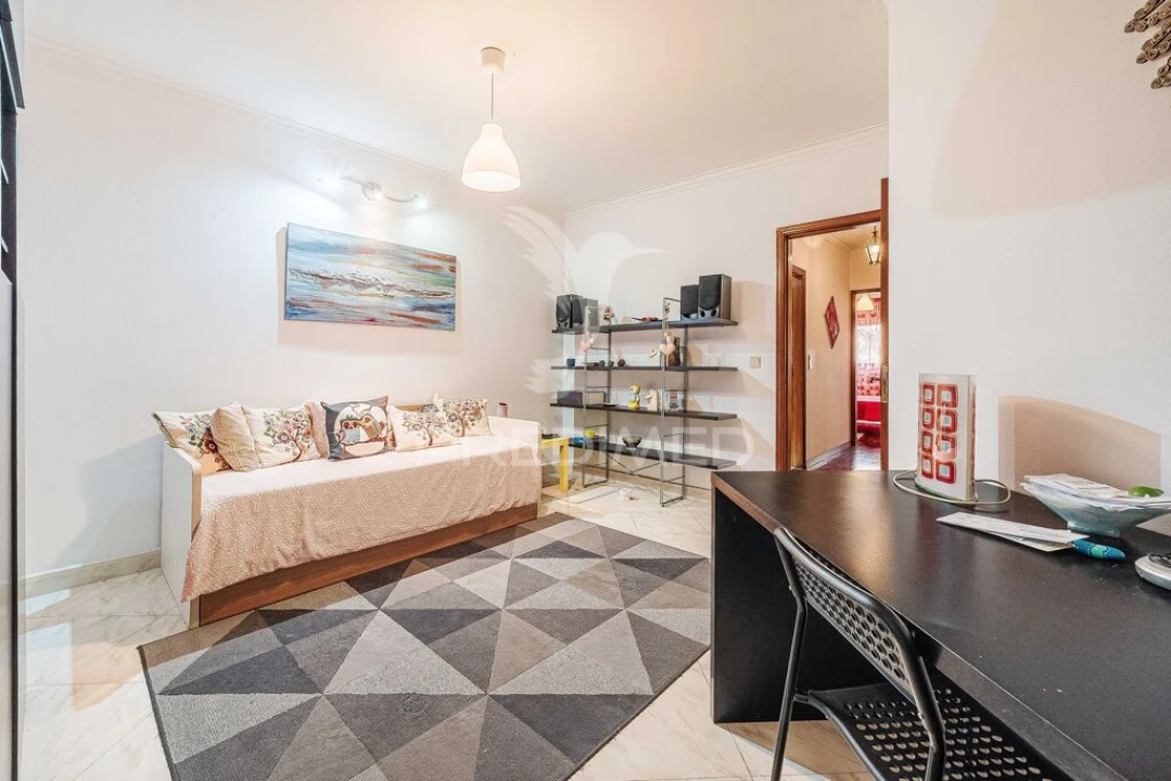 Apartamento T2 para Venda em Massamá e Monte Abraão Foto 1