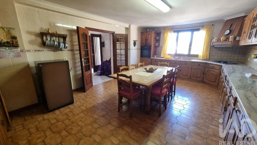 Moradia T5 para Venda em Rapa e Cadafaz Foto 5