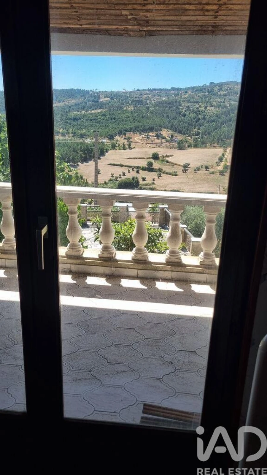 Moradia T5 para Venda em Rapa e Cadafaz Foto 28