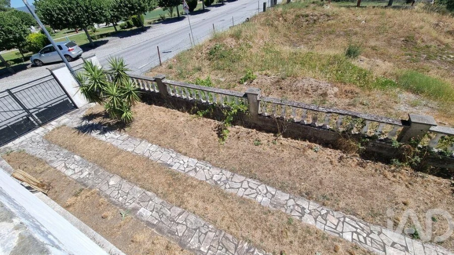 Moradia T5 para Venda em Rapa e Cadafaz Foto 33