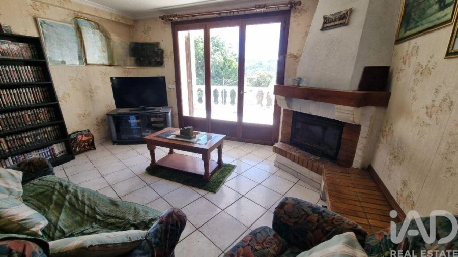 Moradia T5 para Venda em Rapa e Cadafaz Foto 11