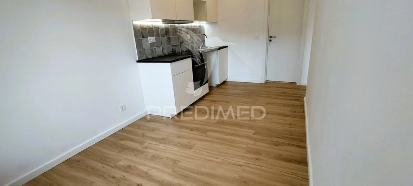 Apartamento T1 para Venda em Vila Franca de Xira Foto 2
