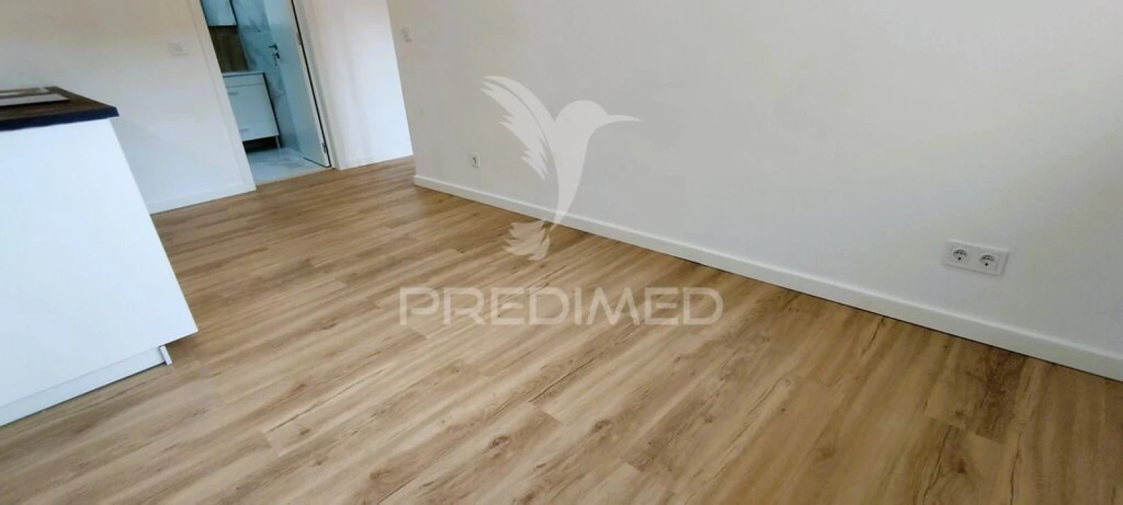 Apartamento T1 para Venda em Vila Franca de Xira Foto 4