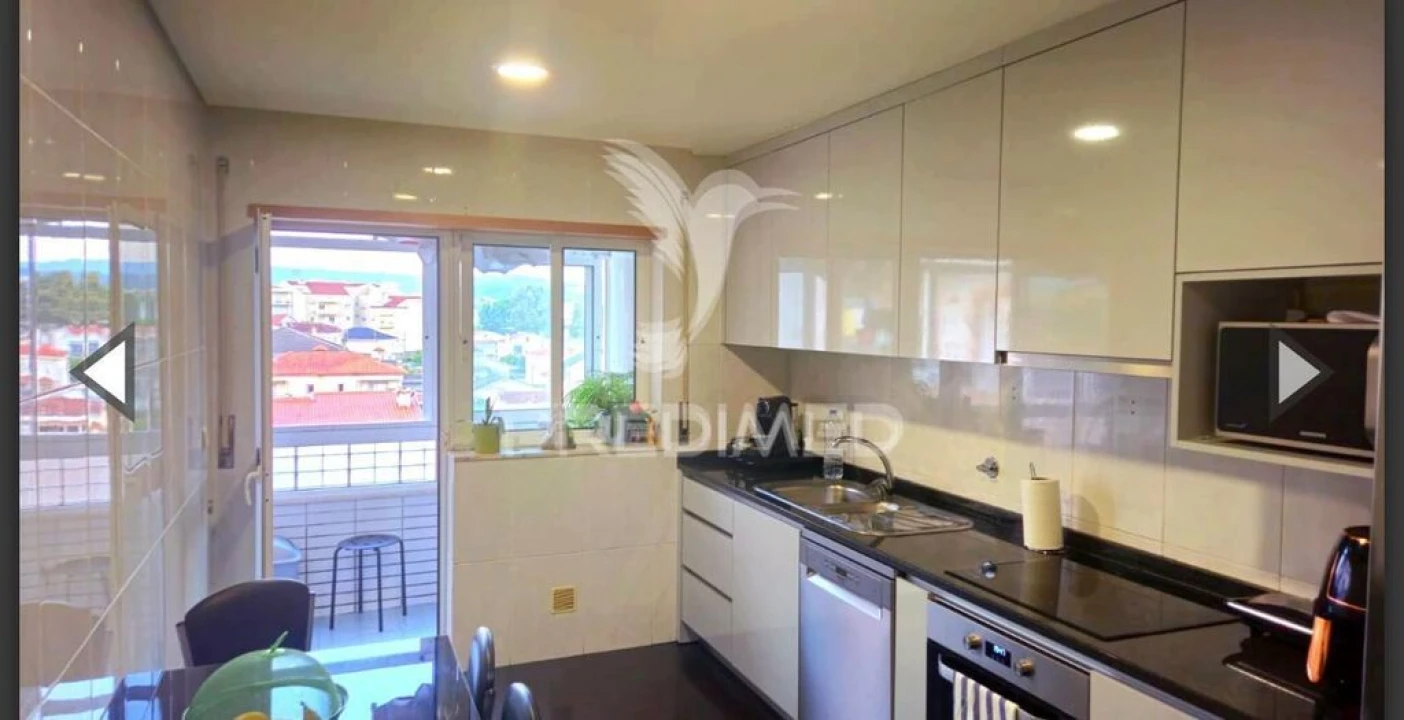 Apartamento T3 para Venda em Fafe Foto 5