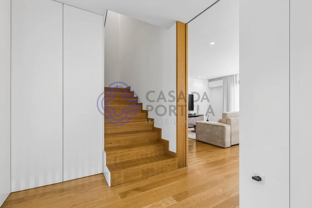 Moradia T3 para Venda em Cidade da Maia Foto 10