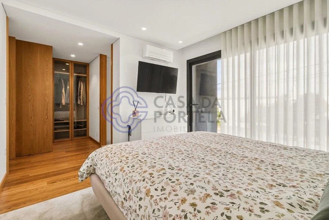 Moradia T3 para Venda em Cidade da Maia Foto 13