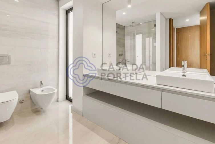 Moradia T3 para Venda em Cidade da Maia Foto 15