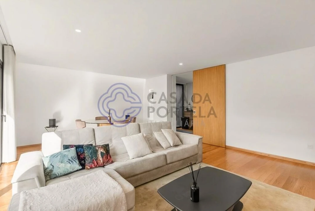 Moradia T3 para Venda em Cidade da Maia Foto 4