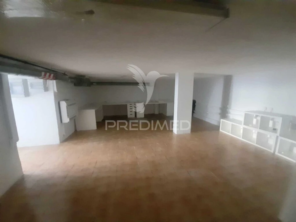 Loja para Venda em Loures Foto 15