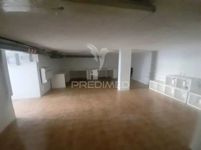 Loja para Venda em Loures Foto 15