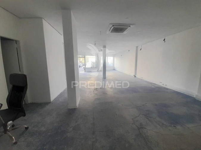 Loja para Venda em Loures Foto 5