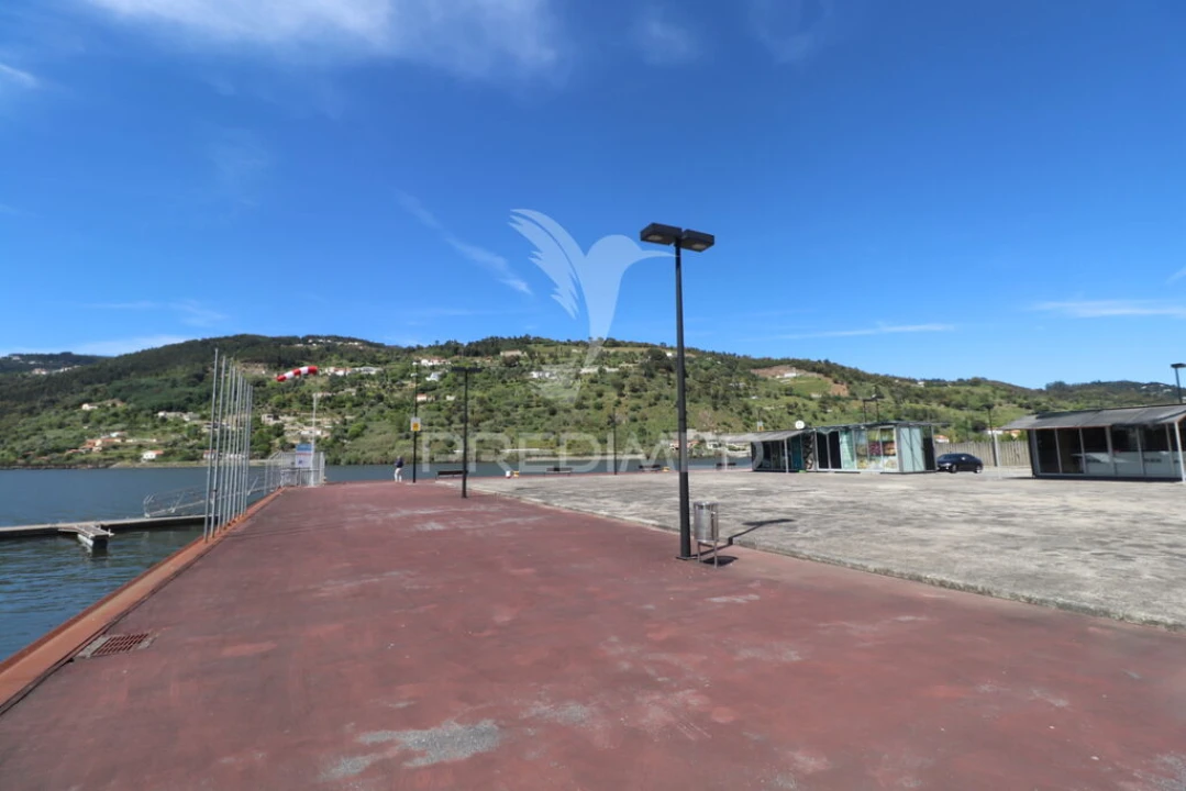 Moradia T1 para Venda em Freigil e Miomães Foto 8