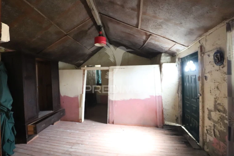 Moradia T1 para Venda em Freigil e Miomães Foto 17