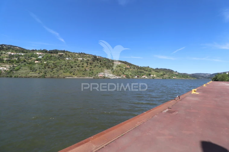 Moradia T1 para Venda em Freigil e Miomães Foto 10