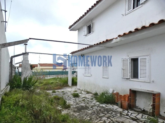 Moradia T3 para Venda em Sesimbra (Castelo) Foto 3