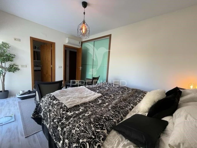 Apartamento T3 para Venda em Portimão Foto 11