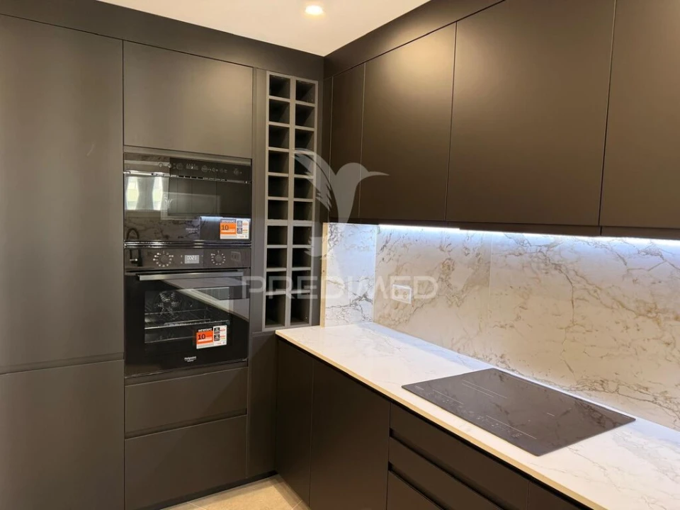 Apartamento T3 para Venda em Portimão Foto 8