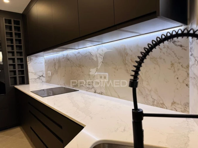 Apartamento T3 para Venda em Portimão Foto 6