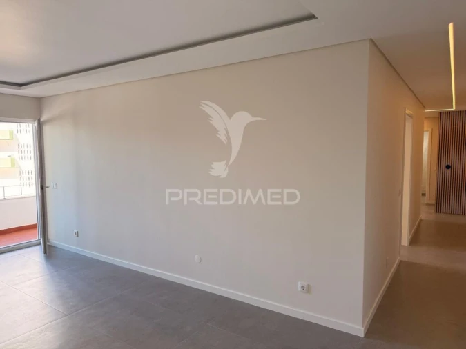 Apartamento T3 para Venda em Portimão Foto 12