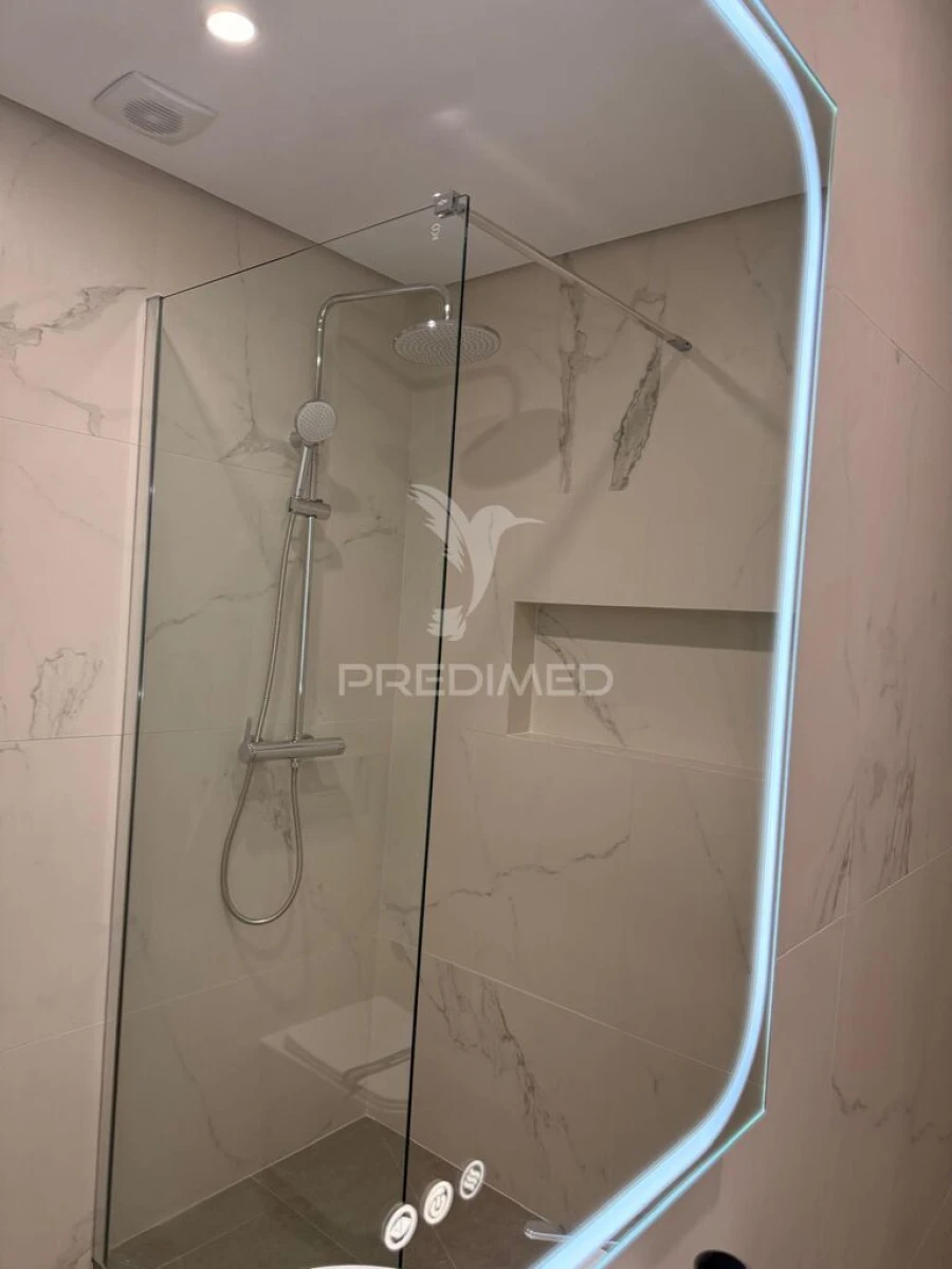 Apartamento T3 para Venda em Portimão Foto 17