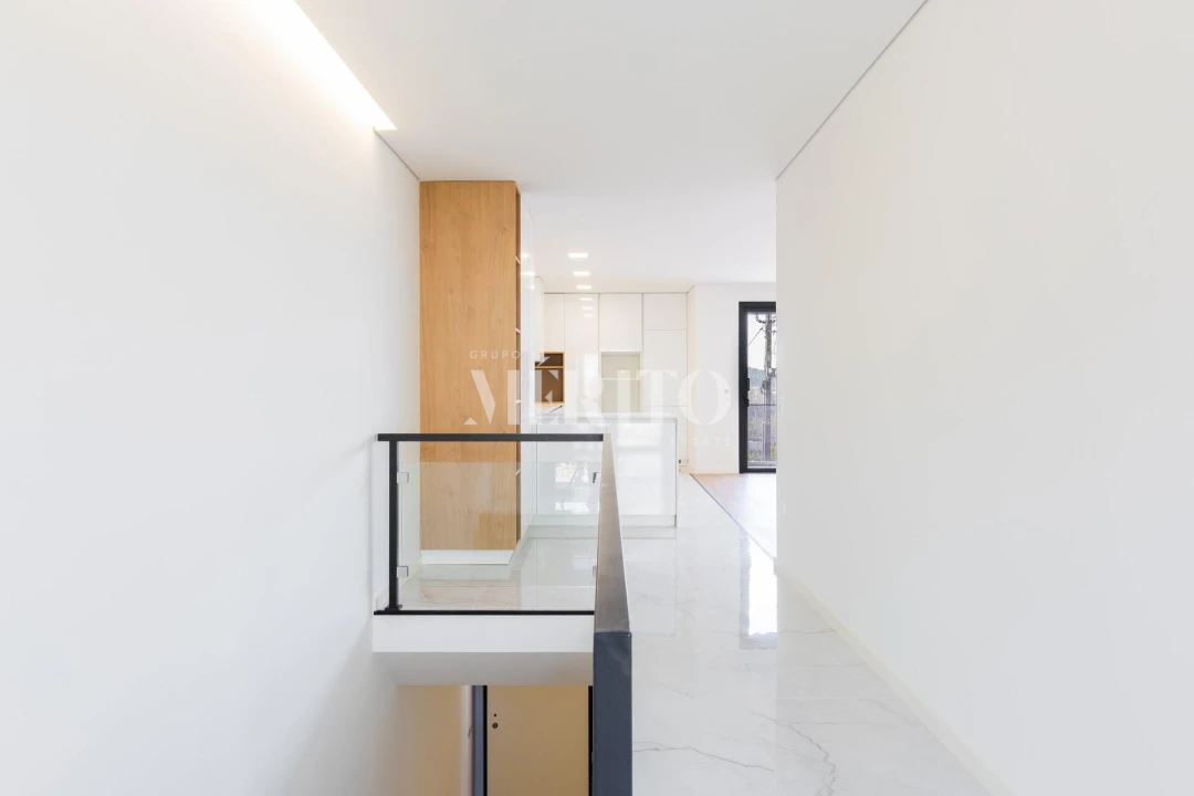 Moradia T3 para Venda em Abação e Gémeos Foto 14