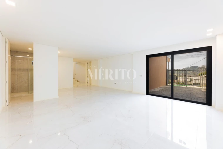 Moradia T3 para Venda em Abação e Gémeos Foto 8