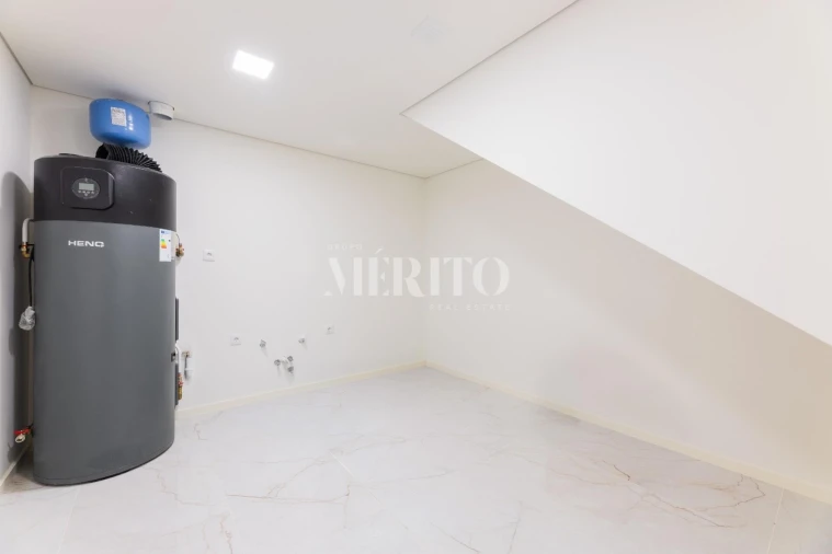 Moradia T3 para Venda em Abação e Gémeos Foto 5