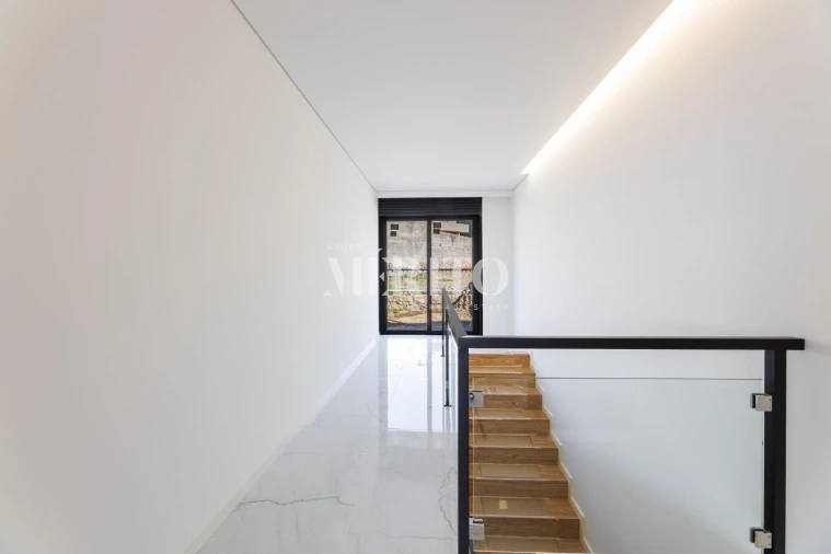 Moradia T3 para Venda em Abação e Gémeos Foto 16