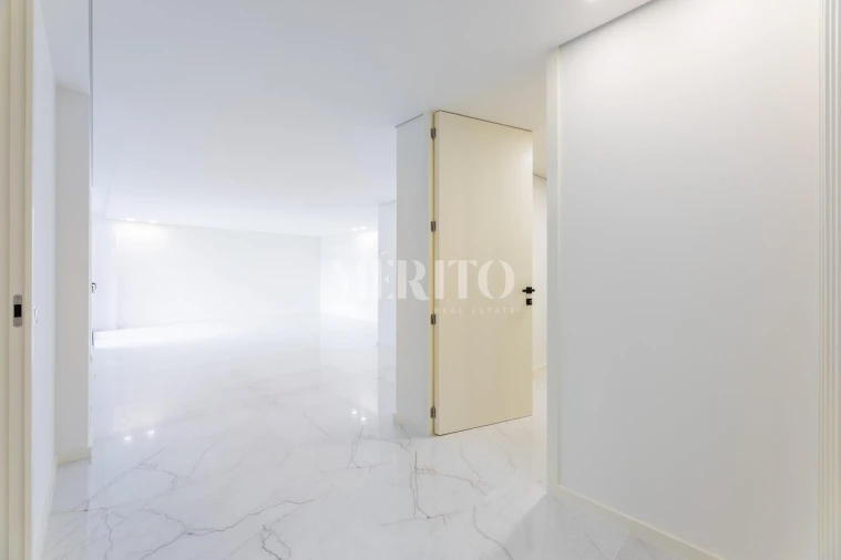 Moradia T3 para Venda em Abação e Gémeos Foto 4