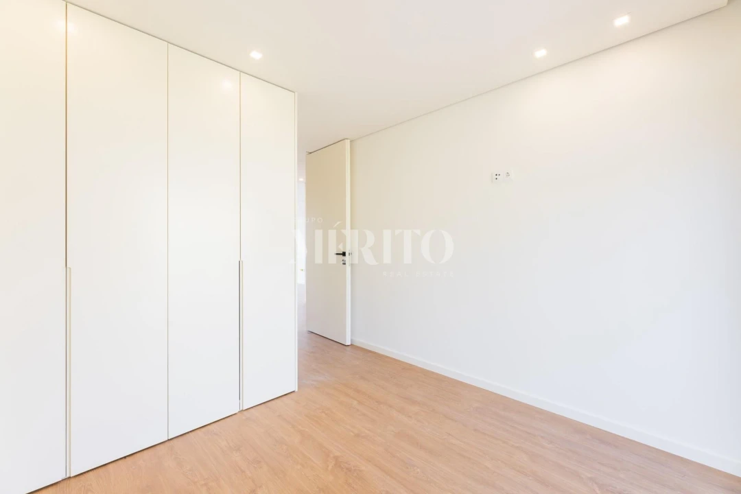 Moradia T3 para Venda em Abação e Gémeos Foto 25