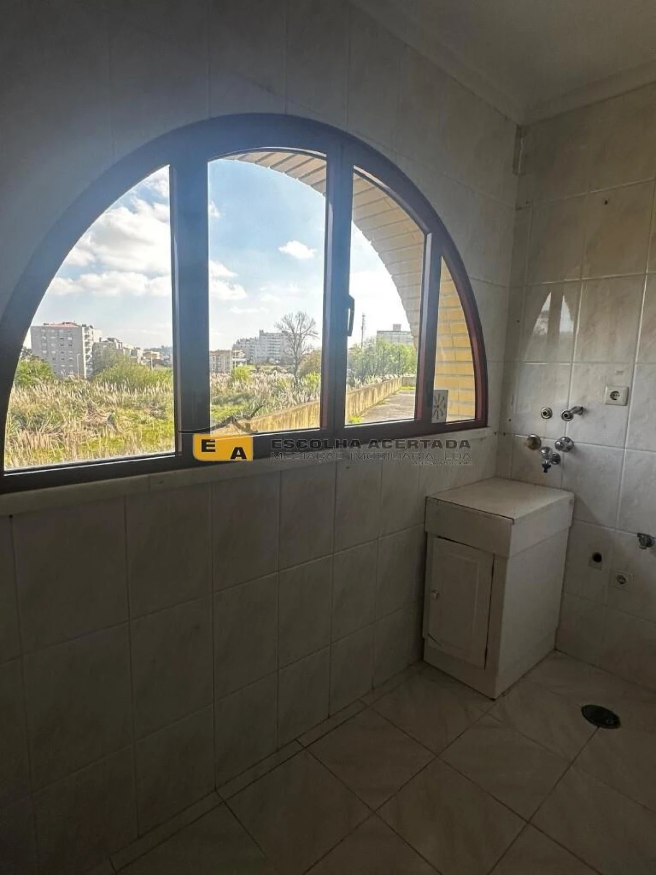 Apartamento T1 para Venda em Rio Tinto Foto 13