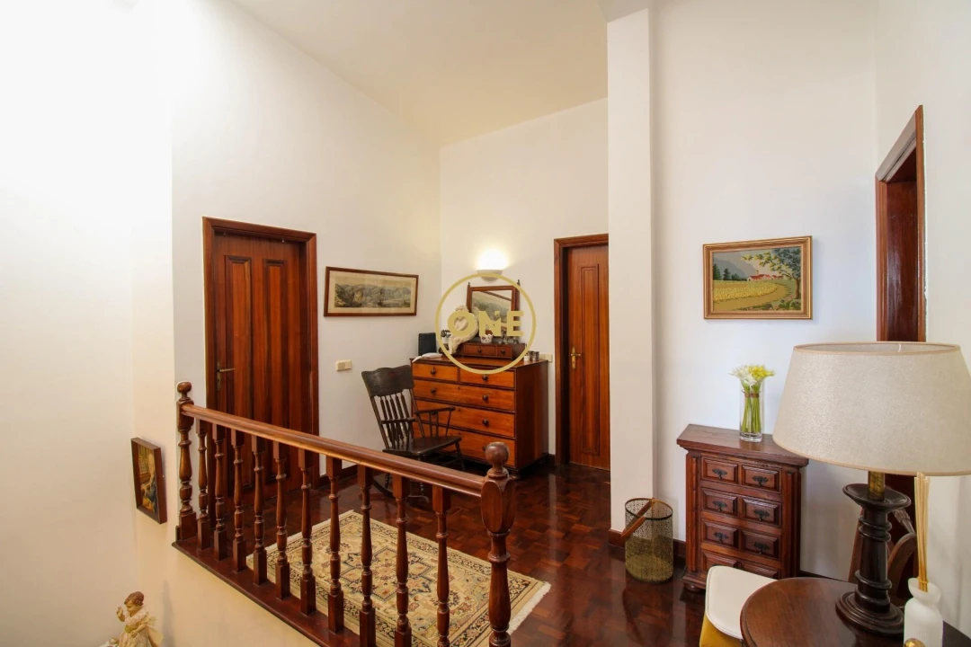 Moradia T4 para Venda em Caniço Foto 37