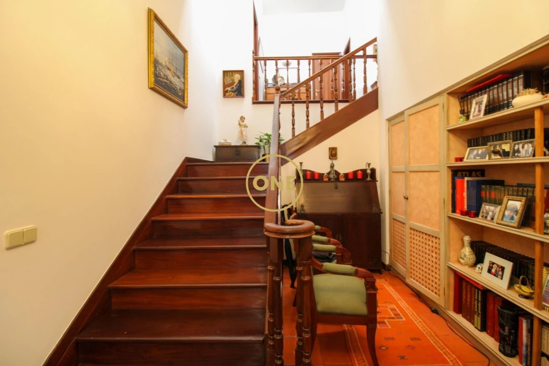 Moradia T4 para Venda em Caniço Foto 42