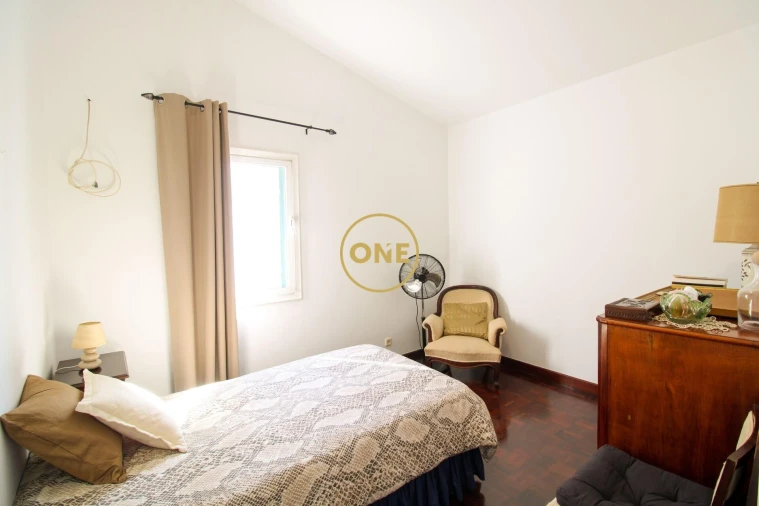 Moradia T4 para Venda em Caniço Foto 33